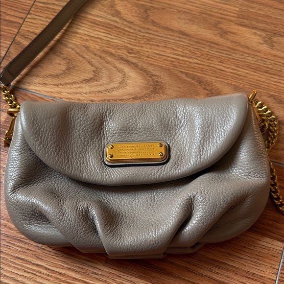 Marc Jacobs Taupe Leather Crossbody Bag - Picture 1 of 8